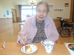 11月26日　晩秋のスイーツまつり　新館（藤・桜）