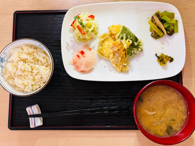 お誕生日会のお食事