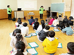 �C�x���g�̗l�q